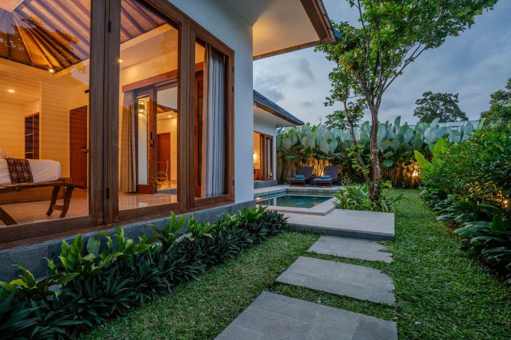 arca-jungle-view-luxury-ubud-villa1.jpg